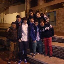 Chaval tranquilo con una afición el futbol , con mi pandilla de amigos me lo paso de p*** madre