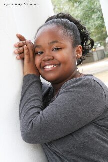 I love singing and dancing I love mindless behavior when I have free time I hang out with my friends or dance my favorite color is green
