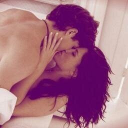 Le bonheur n'existe pas. L'amour est impossible. Rien n'est grave.