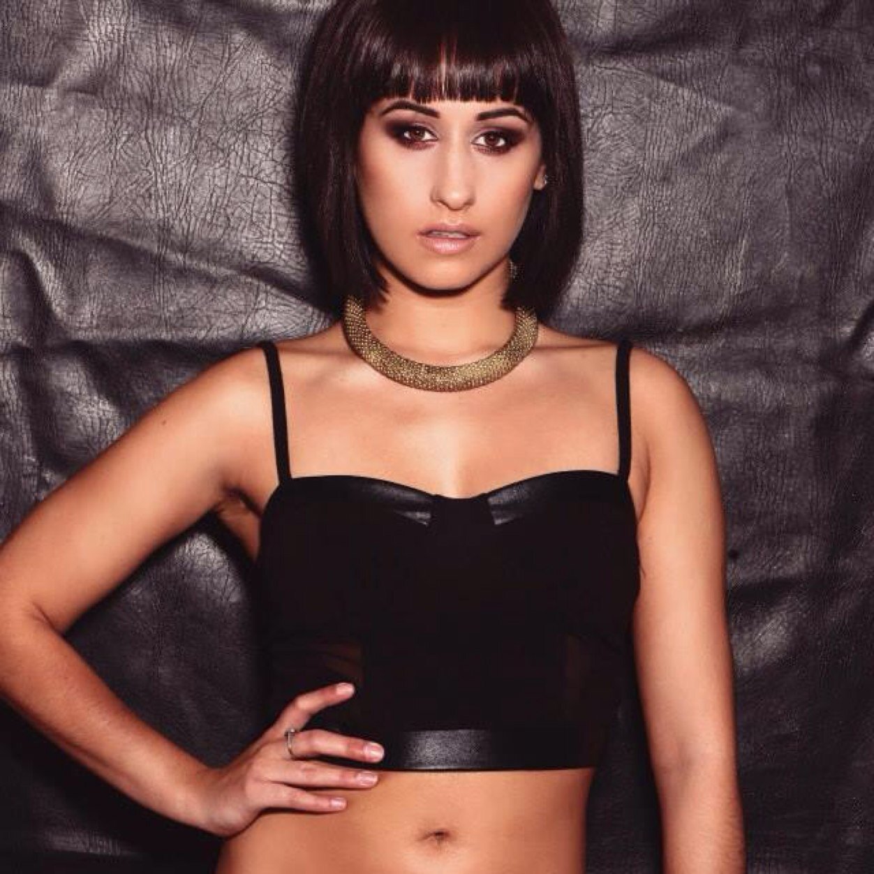 professional dancer based in london /Co-founder of Dance Mix Company @DanceMixCo and studio instructor for fitness and dance