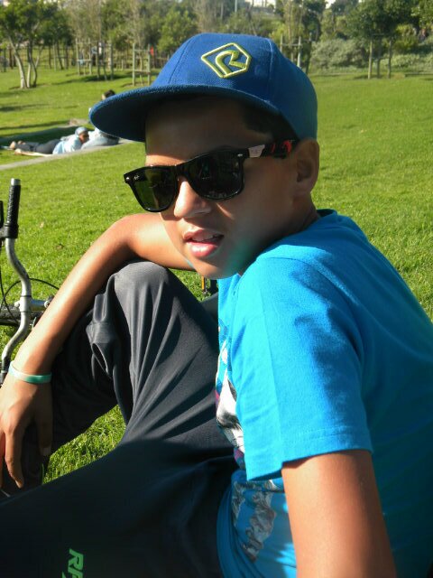 • Sporty person • Lover of music • Smart •.      #hockeyplayer :) •