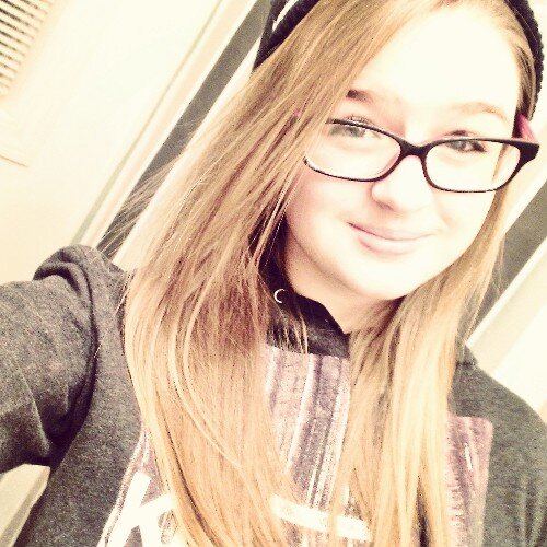 SpaceBoundBitch's profile picture. Marshall Bruce Mathers III is my saving grace.  Share my birthday and my hair color with him. It's a blonde thing. ♕ #FemaleStan