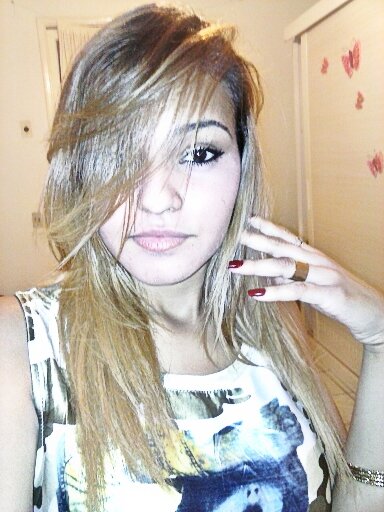 Cantora de Funk e Compositora