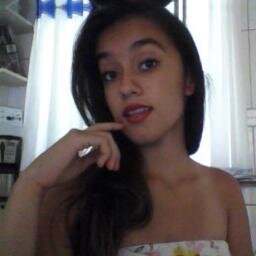 Você vale pelo que diz, diz pelo que pensa, pensa pelo o que lê.. =)  Amorzão @PauloOskiti