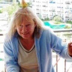 Passionate about animal welfare and planetary issues.  English but lived in Spain for 20 years until recently.