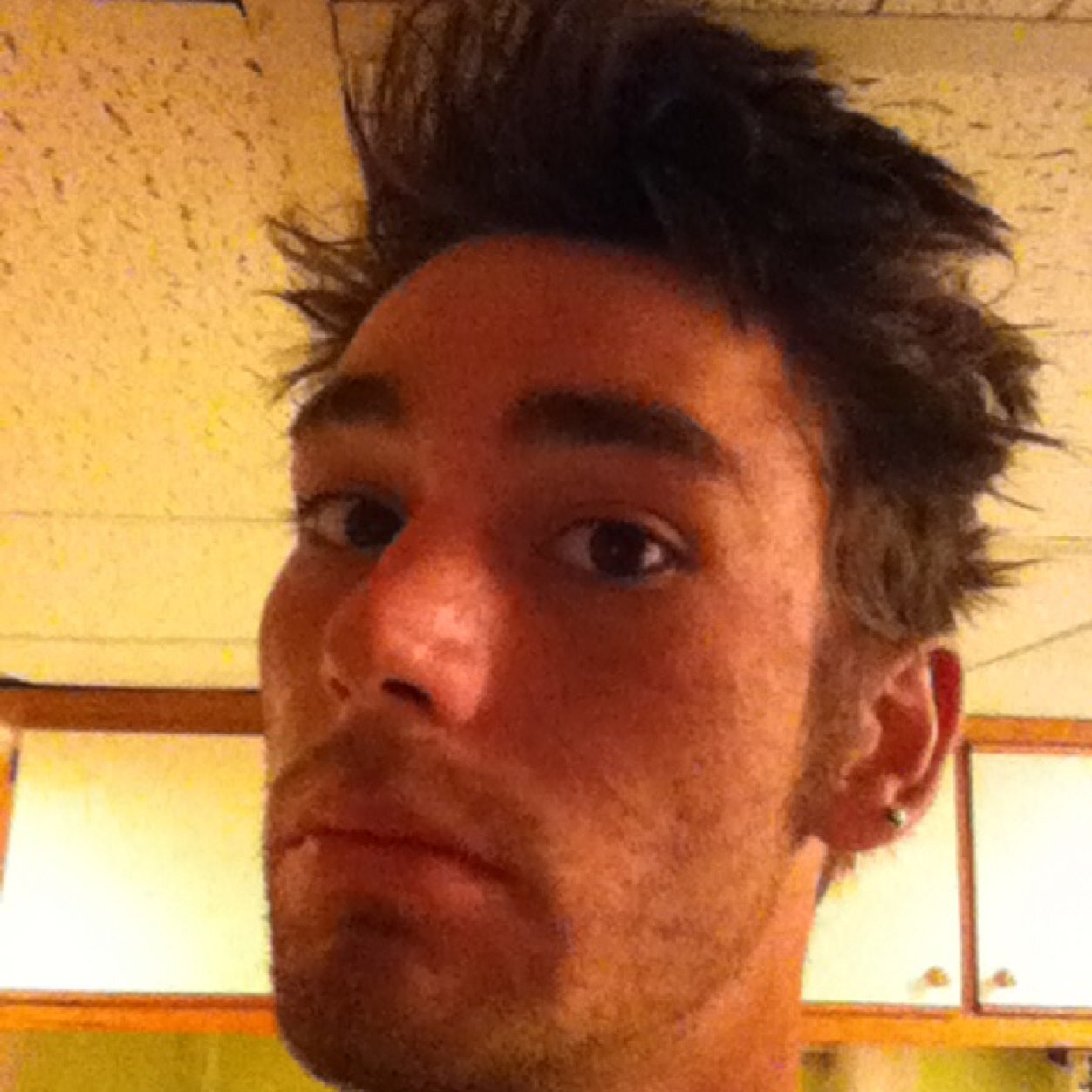 HineTaylor's profile picture. 