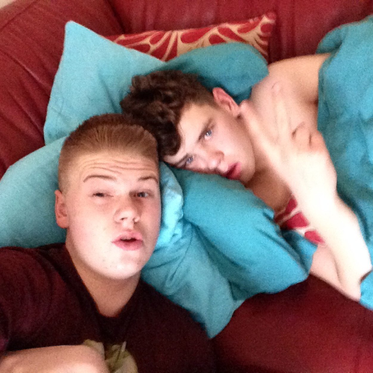 EuanRobertson2's profile picture. follow me on instagram! euanrobertson_