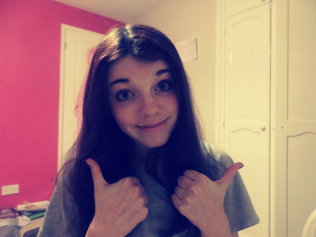 BethanASMR's profile picture. I'm 14 and I make ASMR Videos!