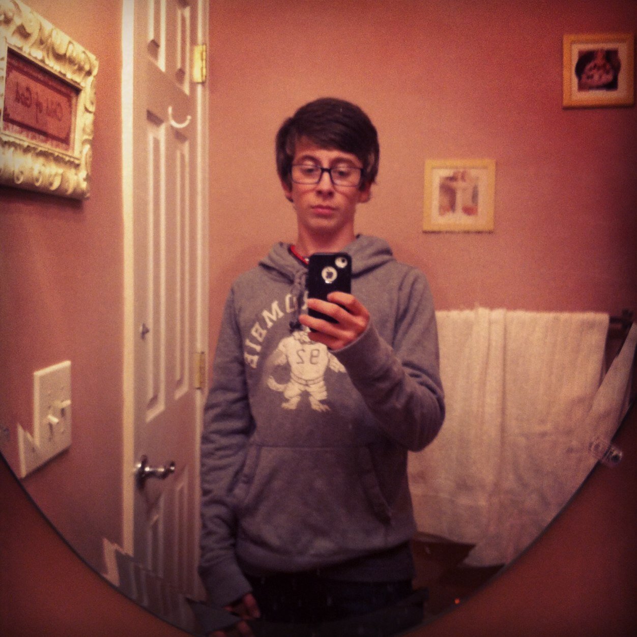 Its eddy you bitch ass niggaz, smoke weed, get money, fuck bitchez