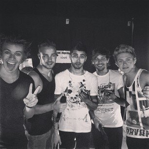 ♡OneDirectionSupporter♡ Directioner till I die...(Y)