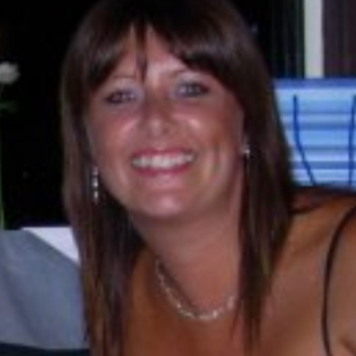 lindos2000 Profile Picture