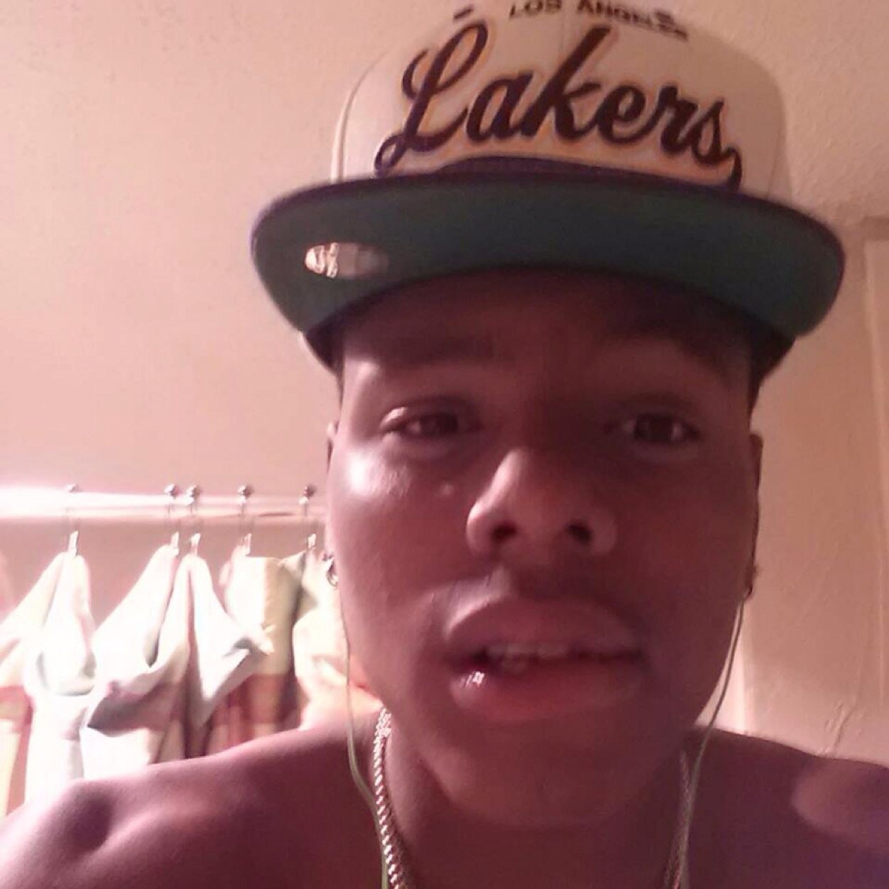 im so high I can hear my ears poppin. .fuck ah cloud bitch im moon walking . . follow me tho #poof