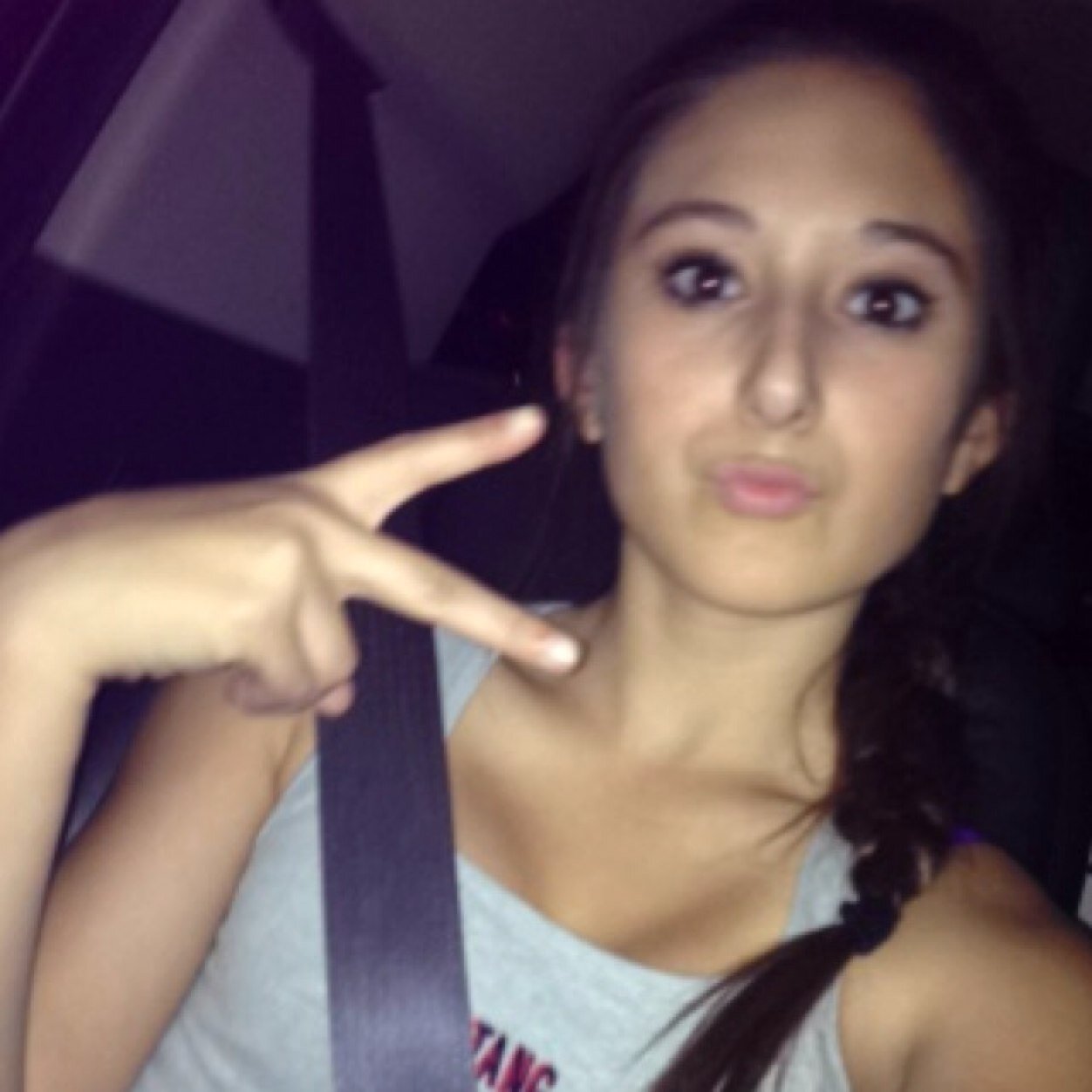 avarvalenzuela's profile picture. ❥9.27.13❥