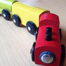 Building and playing with different toy train tracks – see a new train track every week! A fun family project. Visit: http://t.co/3XDi0OXe59