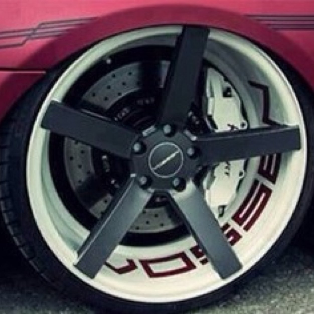 WheelPorn's profile picture. Nothing but pictures of the dopest wheels on the planet