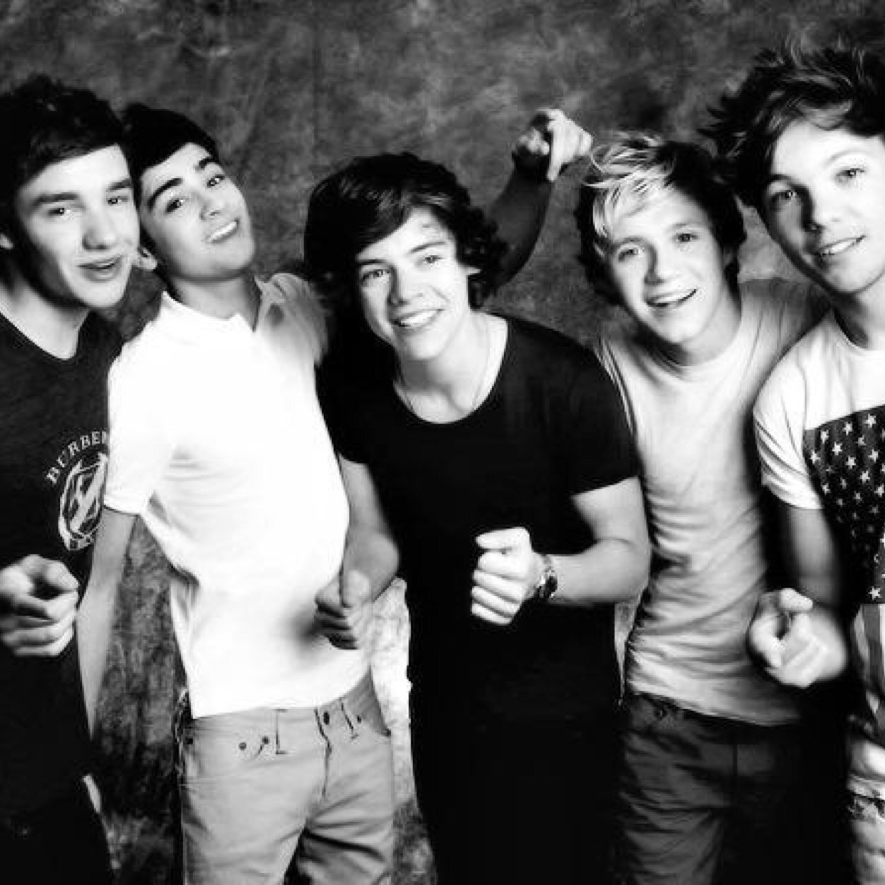 Writer, proud directioner. “You have to wake up to make your dreams true -When I wake up you will be here”