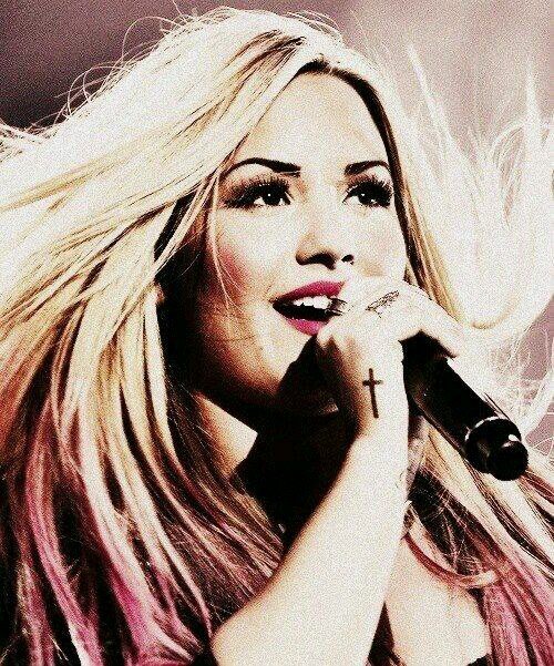 DmiL0varow's profile picture. don't follow this account! FOLLOW »» @ddlovemebaby«« please