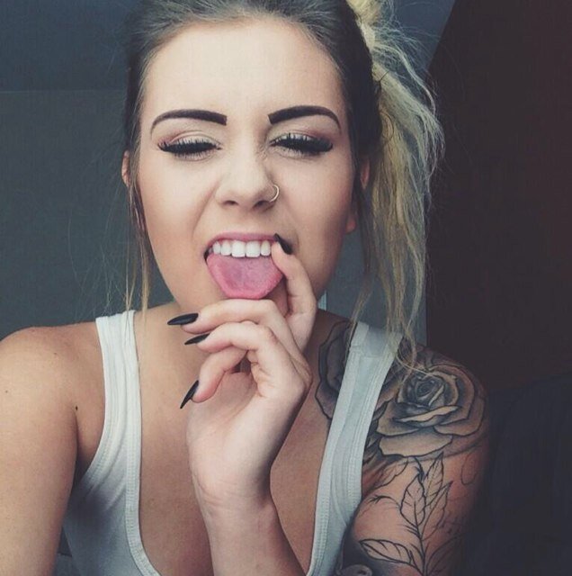 falseebye's profile picture. in love with @thenbhd