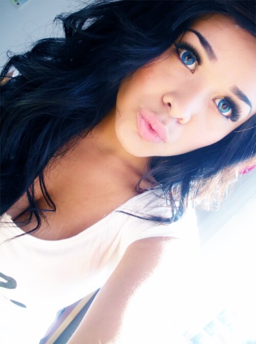 ValentinaVermol's profile picture. Sometimes I get the urge to talk to you, but then I remember you're not the person I used to know.