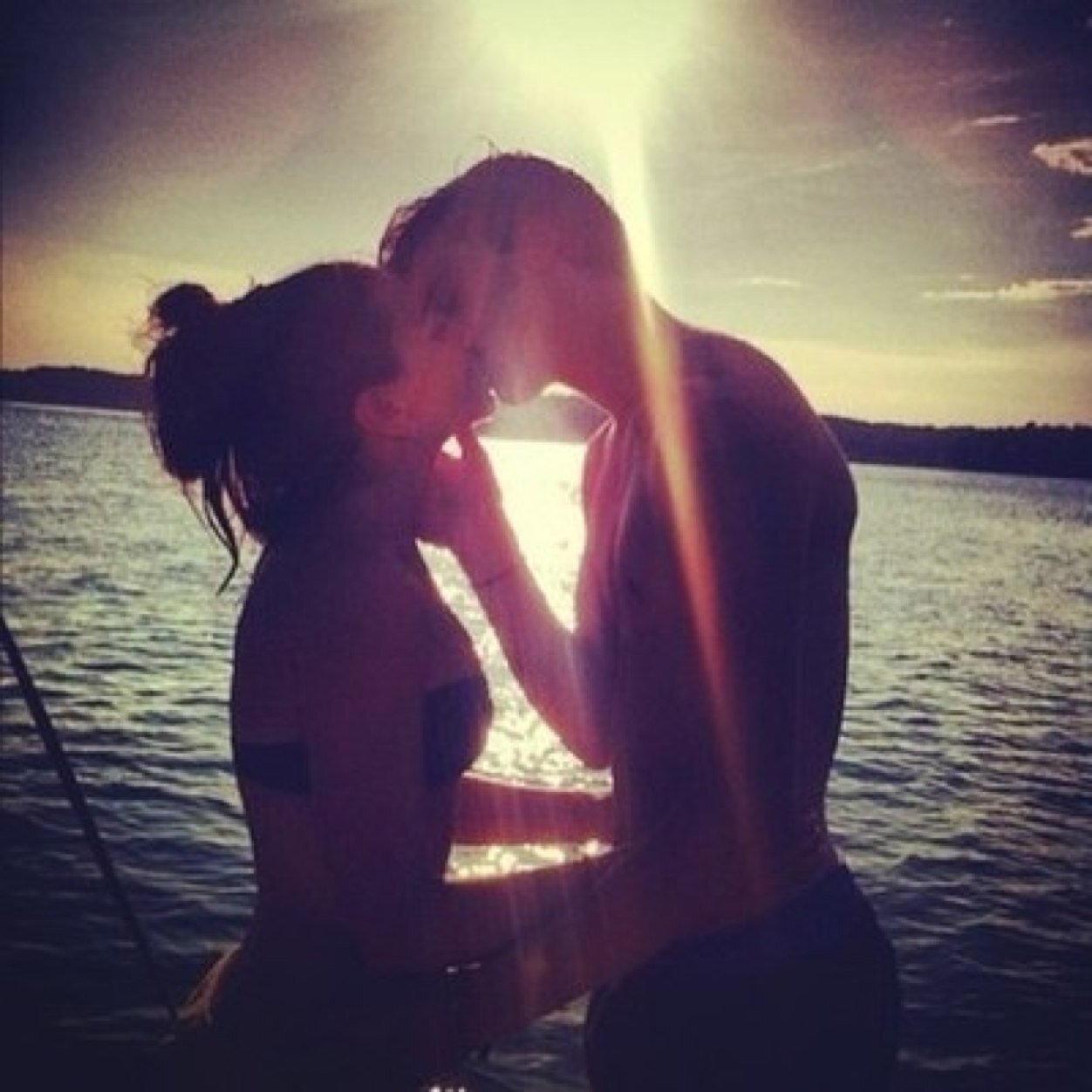 We help match up people from FL to the real person behind the account! You will no longer be single irl or FL :)