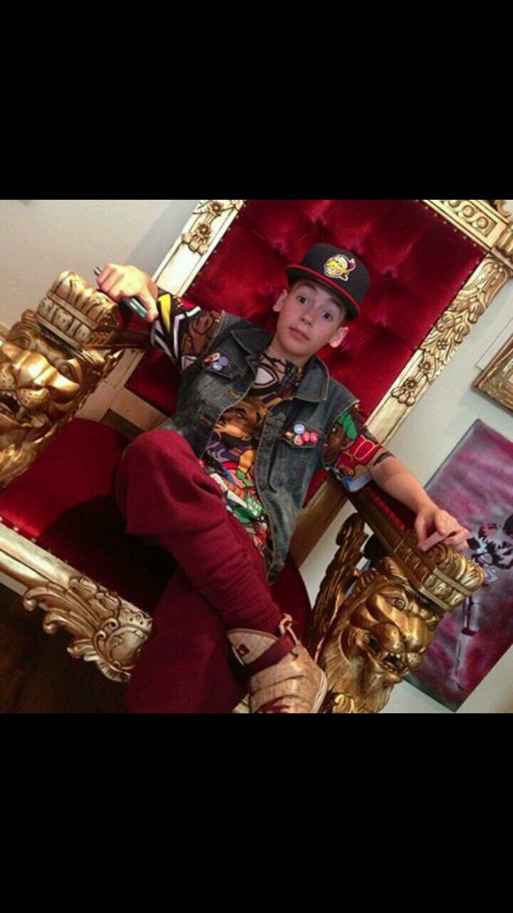 I love @itsalexangelo . I know one day he'll be HUGE. I will be so proud and emotional that day.