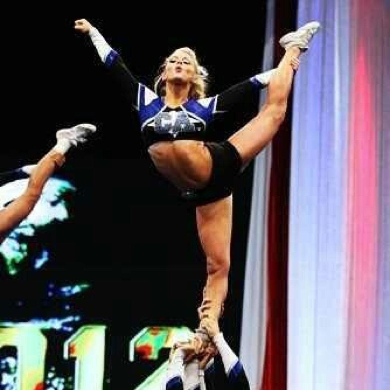 HS cheerleader. Established - 11/3/13. Do it with passion or not at all ✨