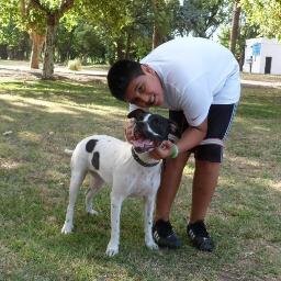 No me importan esos malos resultados 
Porque a River yo lo quiero de verdad 
Nunca vas a ver una bandera negra 
Esta banda nunca te va abandonar
