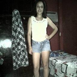 Yo MANDO Aca Se sabe eso :3 te amo mucho bebu Sos MIA Y DE NADIE MAS bye. Cele Lezcano ღ