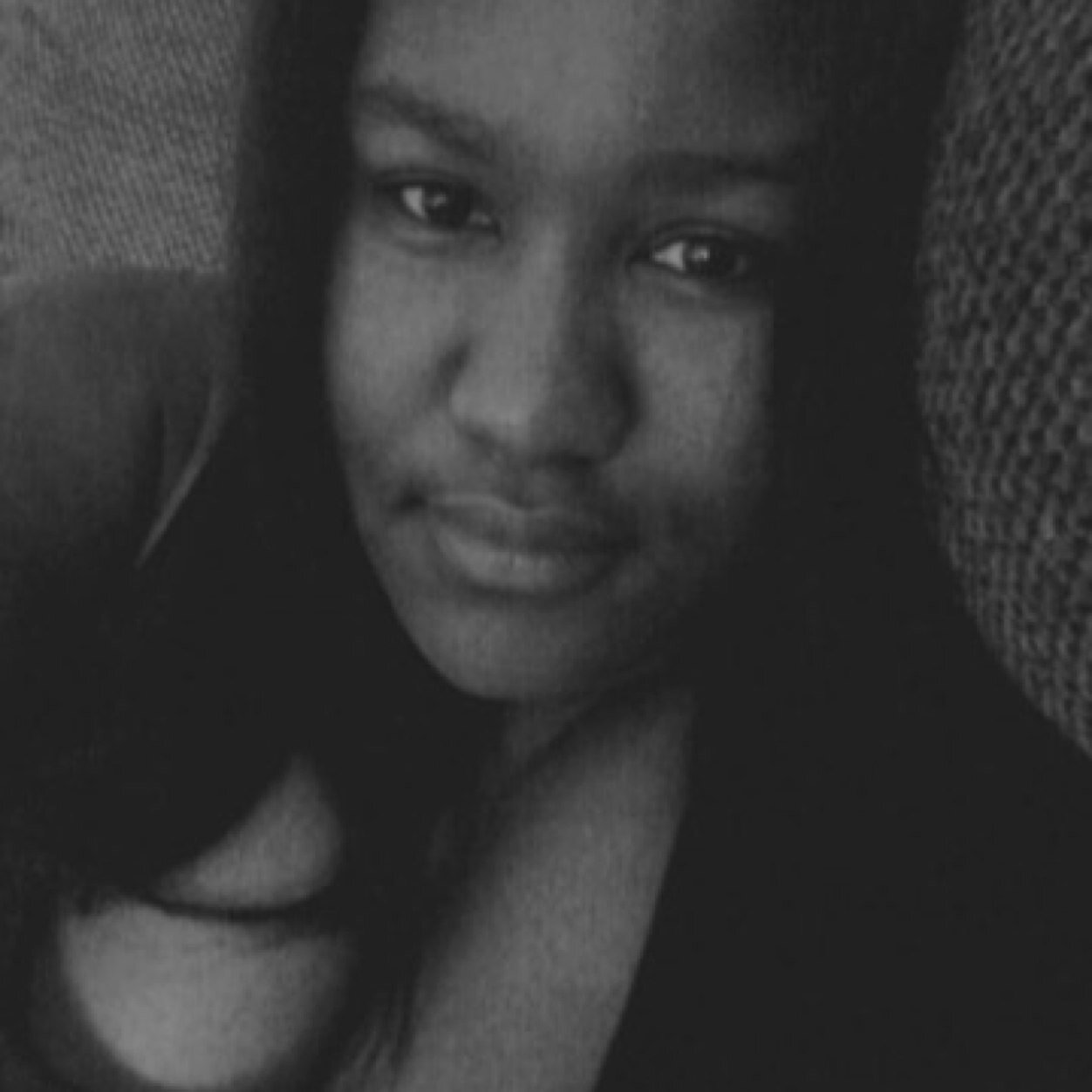 baker,writer,mommy,walking dead fanatic,pineapple eater,army vet and gamer.