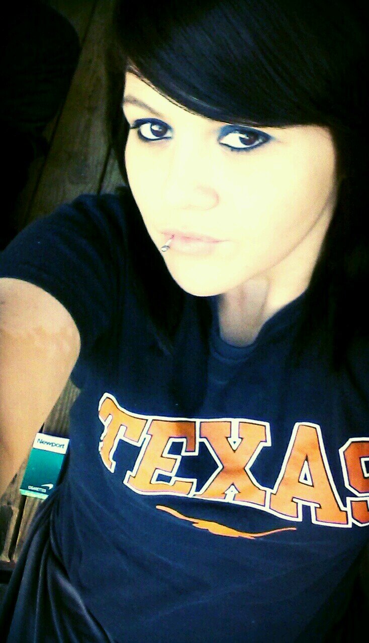 #OklahomaGirl #SingleMommyOf2 #taken #ModernDayHippie #Taurus #RockOut#IFollowTheHeartNotTheAnatomy#Pansexual #InRecovery #Sexy #I'mFuckingBeautiful