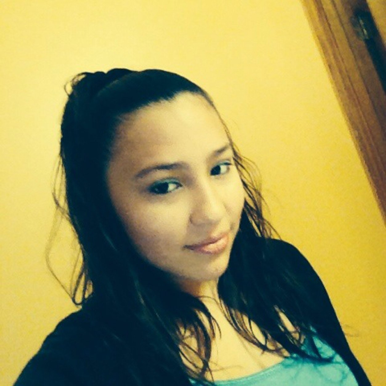 My name is Sara Torres(Borders). I'm 17 years old and live in omaha ne. im not single  . I LOVE MY LIFE!!!!!