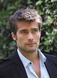 gianniwollberg's profile picture. Viajo por el mundo. Moda-Socialite-Queso y Vino