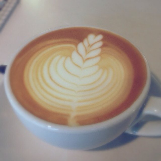 antinghsin's profile picture. On a coffee thing