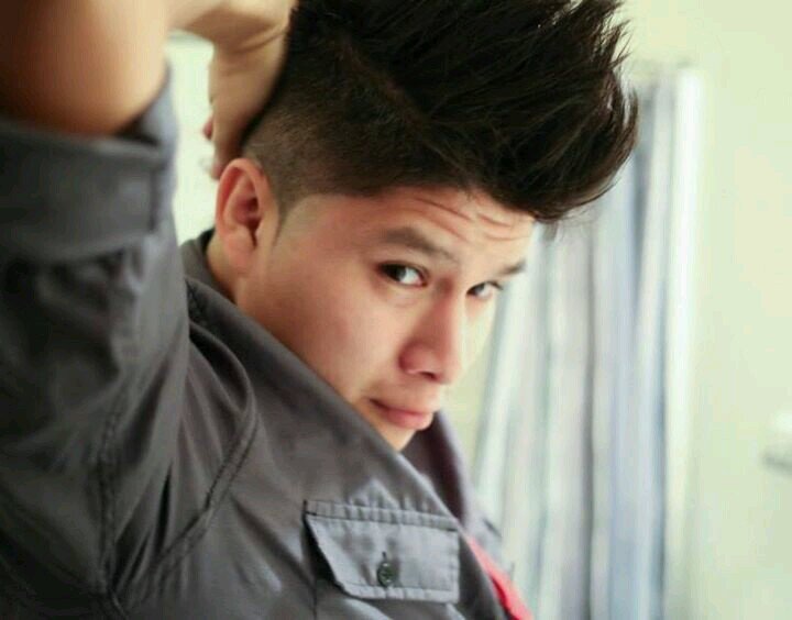 Eric monster, DJ, Dancer,  killin it :p. FOLLOW ME.