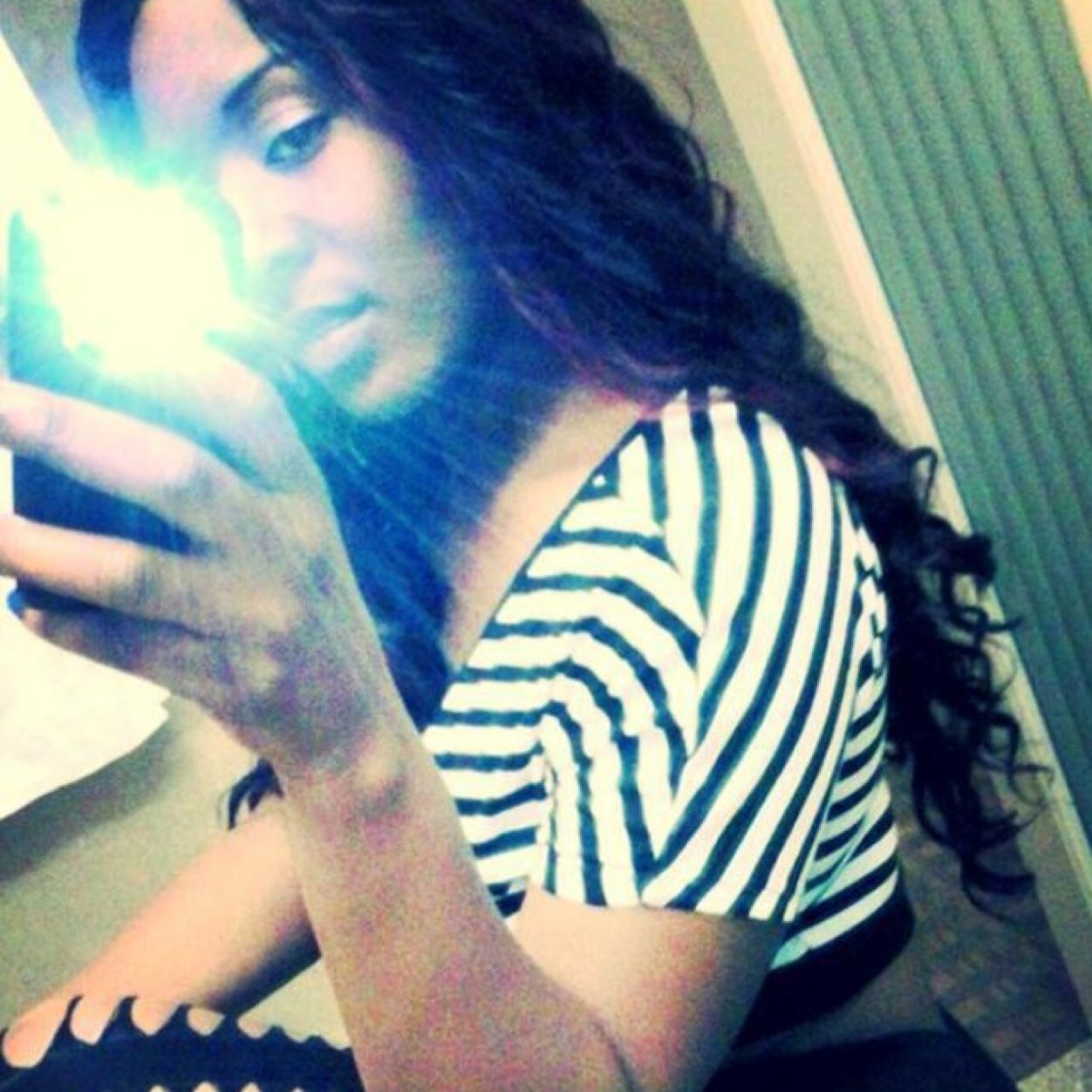 im kayla a future model , follow me & ill follow back , im beautiful & SINGLE ♥ follow my sis @ KaY_lOVESMOllY & she follows bqck ツ fwm