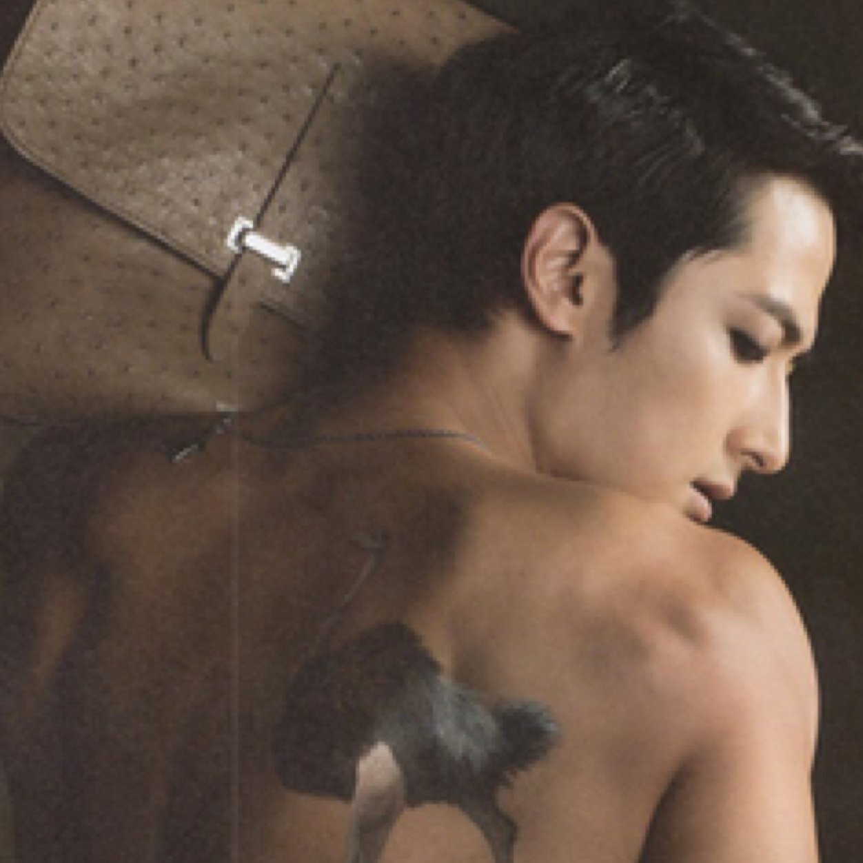 ( แก๊ง'ไรวะ' )ชื่อ เอก อาจจะขวางหูขวางตาไปหน่อย ปล่อยผมเถอะ ลมเย็นดี | @NEWSLUST