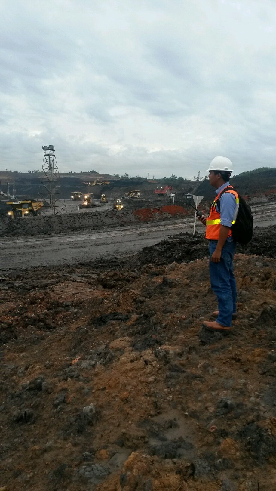 Selalu berpikir positif dan selalu bersyukur atas kesederhanaan \m/
