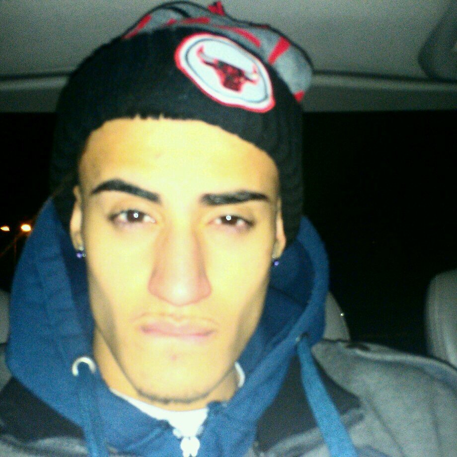 rivas_macho's profile picture. kik me richmoneyy23 or add me on Facebook Richard Jr Rivas thats my Real name