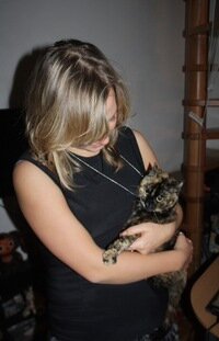 1imlfeOMl_Ta2G's profile picture. 