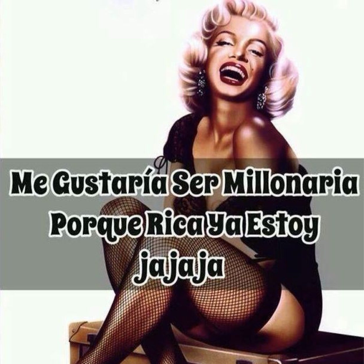 Feliz con lo q hago, con lo q soy y con lo q tengo...amant d la vida, d mi familia, d los animales y del chocolat...creyent d Dios x sobre todas las cosas