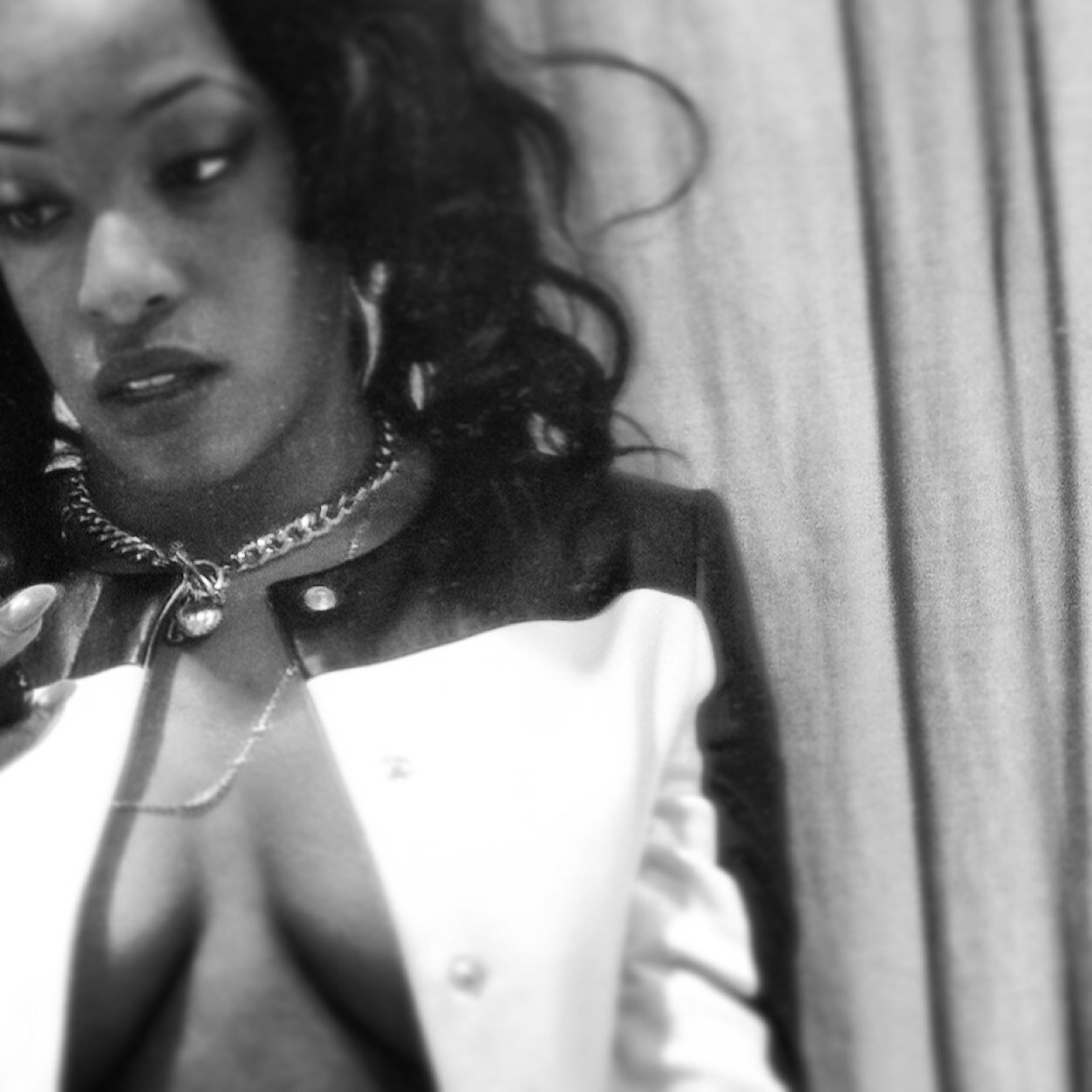 Actress, singer, dance choreographer, model, aspiring journalist. Currently enrolled in York University.