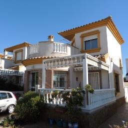 Topactiesspanje voor betaalbare huizen aan de Costa Blanca. Zowel koop als huur woningen : Villa's, Penthouses, Appartementen, Woningen. Omgeving Alicante.