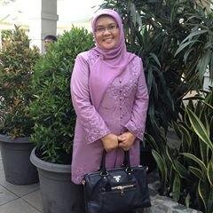 tenny_fa's profile picture. a teacher