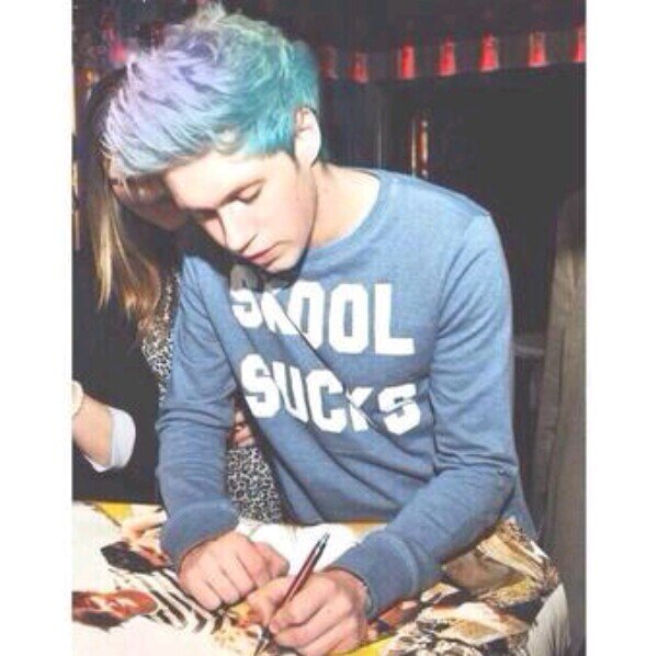 the fangirl life ruined my emotional stability