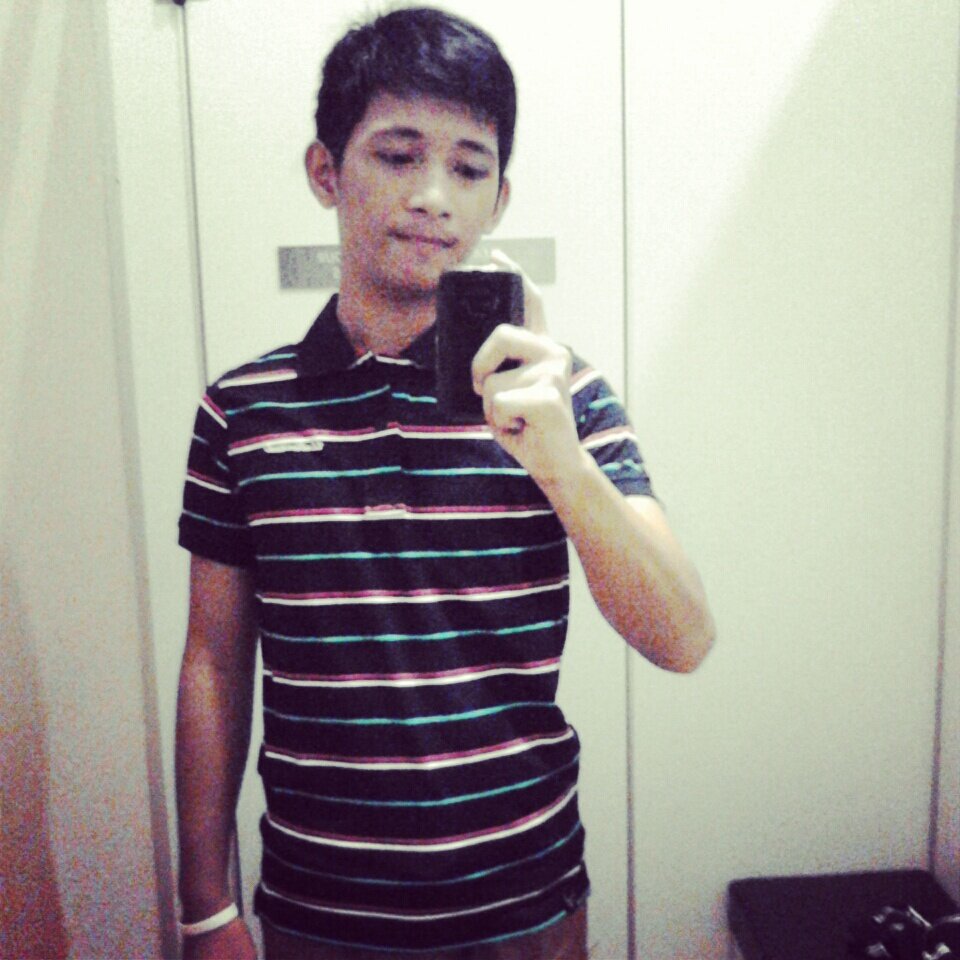 17 | Graphic Artist | Enthusiast | Internet Guru | Coffee Addict | Just Married | Happy Father | Lead Guitarist | Drummer | Singer