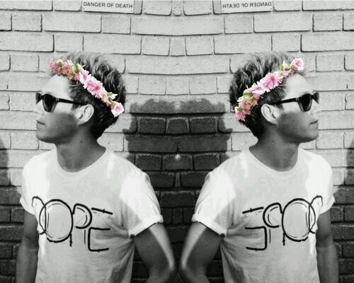 dont need to fback here, just follow @shtziallcraic i follow back just ask :---)