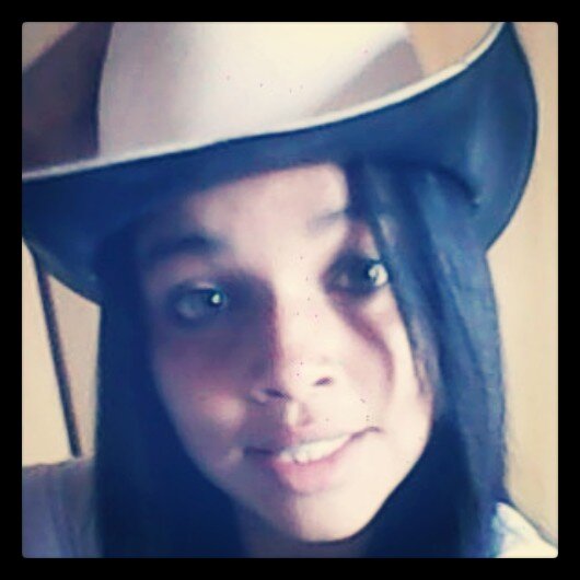 queel_nogueira's profile picture. Sem pisar em ninguém a gente luta pra defender se depender da gente, a cultura nunca vai morrer.Ω