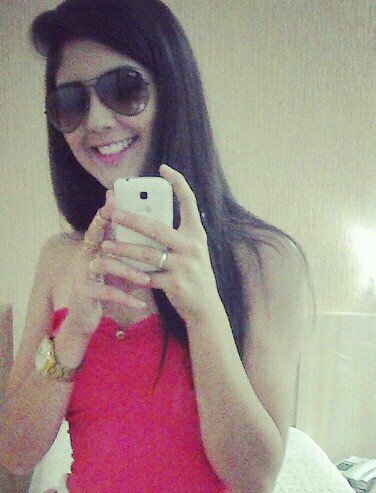 Ser feliz até onde der. Até onde puder. Sem adiar, ser feliz o tanto que durar.