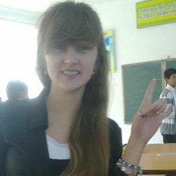 Uchus' v shkole,otlichnica,lublu sushi,boleu za Real MadridKristiano luchshii)))Lublu komiksy Trollface)))