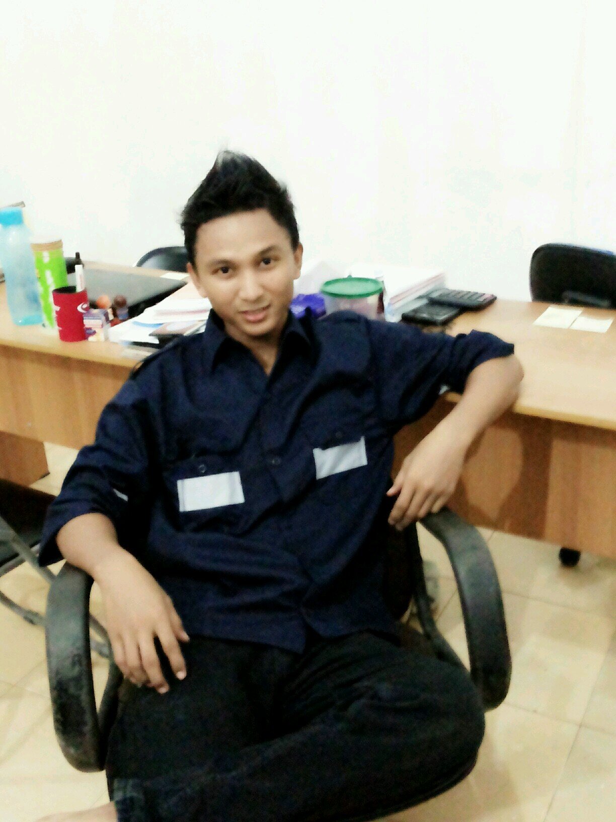 Smwa ituh tdk bsa d lakukan,, jka tdk d ucapkan :)
